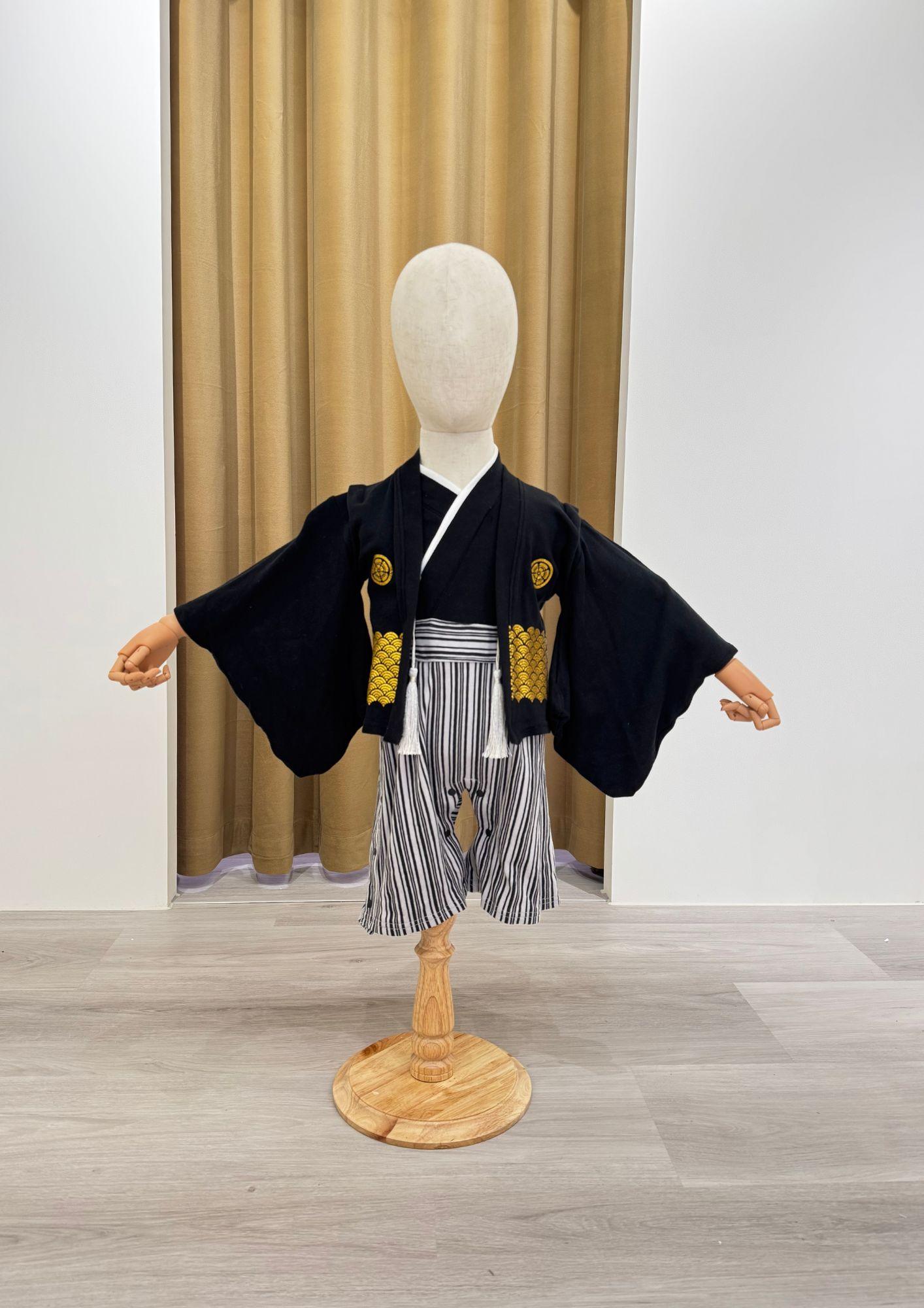 冬季男寶浴衣